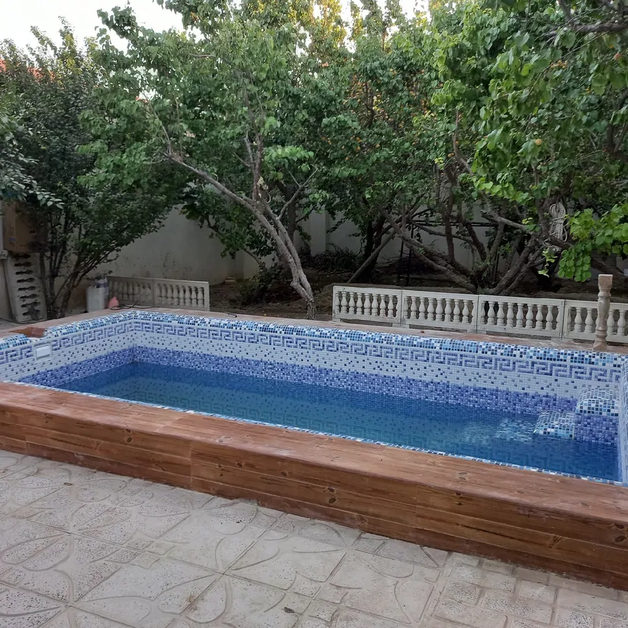 تصویر ۱ - کلبه استخر رو باز  در  شهریار