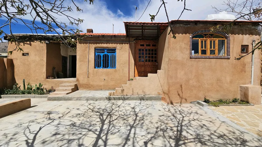 تصویر ۱ - روستایی و عشایری ماه نشین برآفتاب در یاسوج