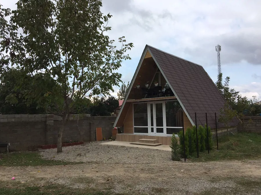 تصویر ۱ - کلبه کلبه سوئیسی شیشه ای آنیل در  ماسال