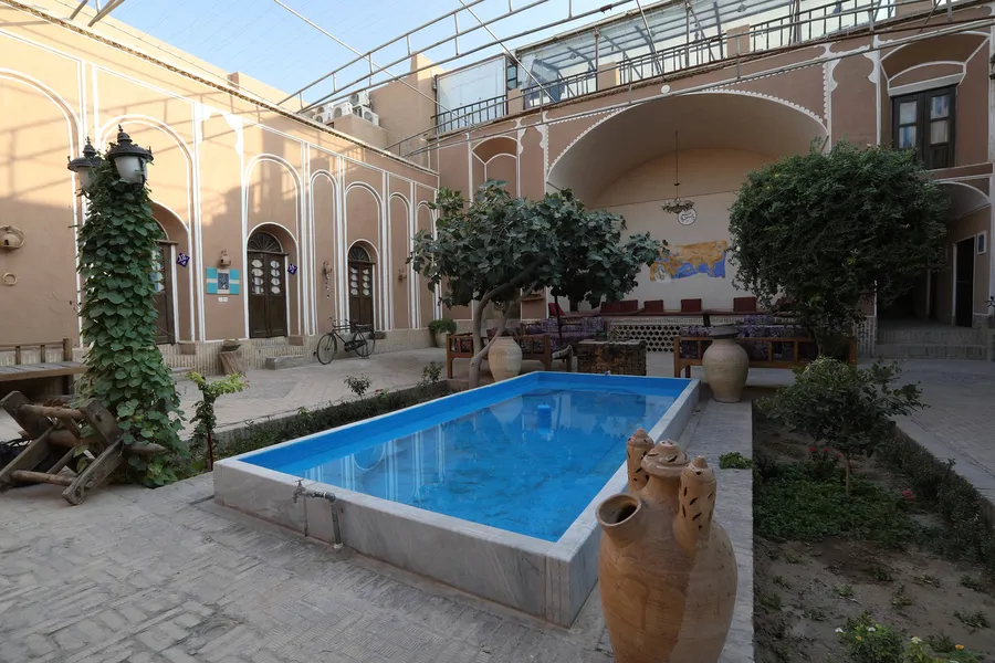 تصویر ۱ - هتل سنتی شرق (سه نفره) در  یزد