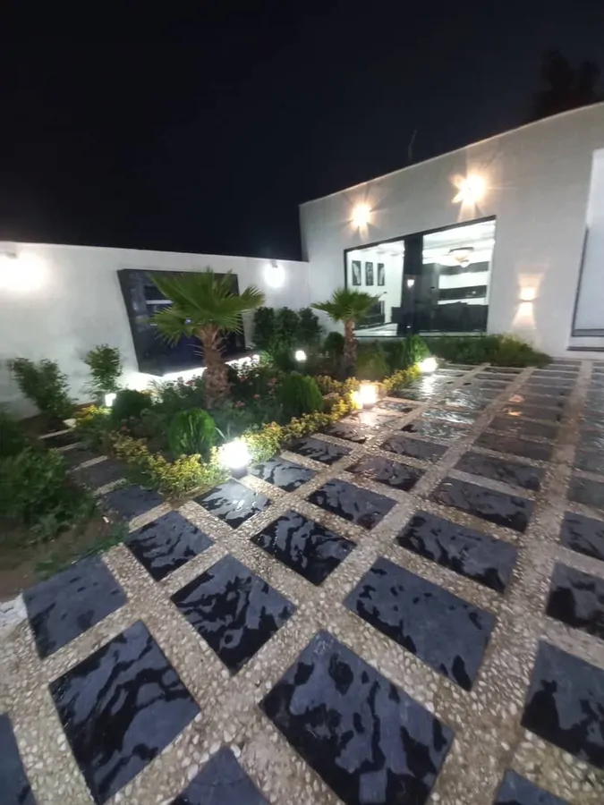 تصویر ۱ - ویلا ویلای لاکچری با استخر آب گرم در پاکدشت