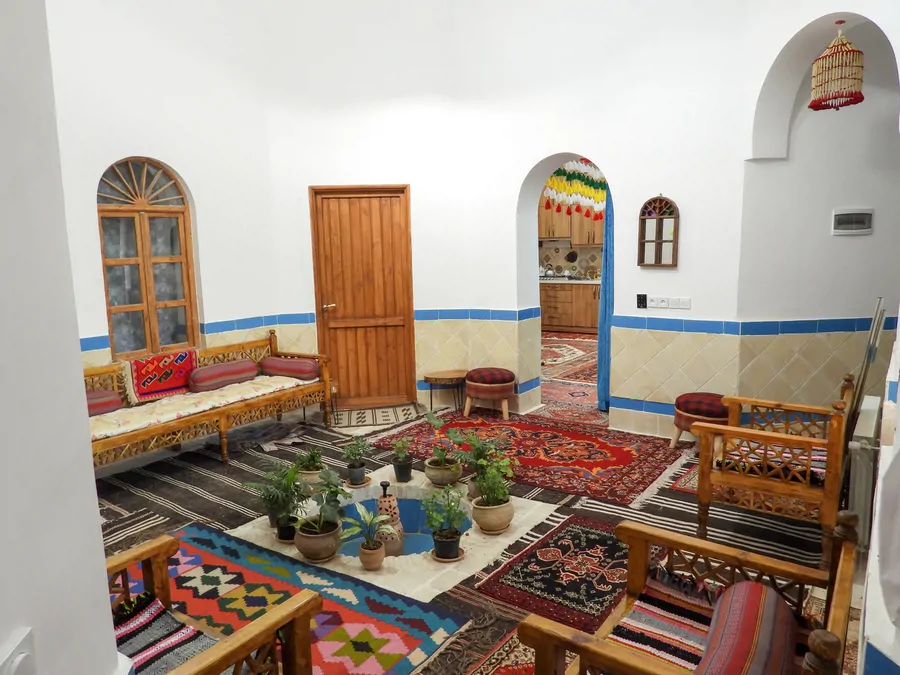 تصویر ۱ - اقامتگاه بوم‌گردی سرای امیربیک (اتاق ترنج)روستای اسفندیار در  طبس