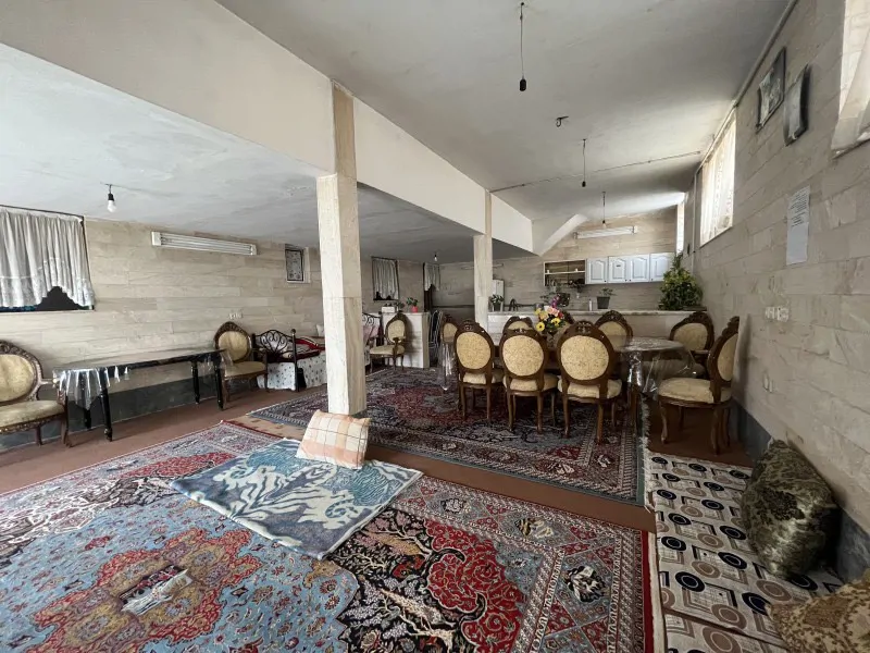 تصویر ۱ - خانه ویلا در  محلات