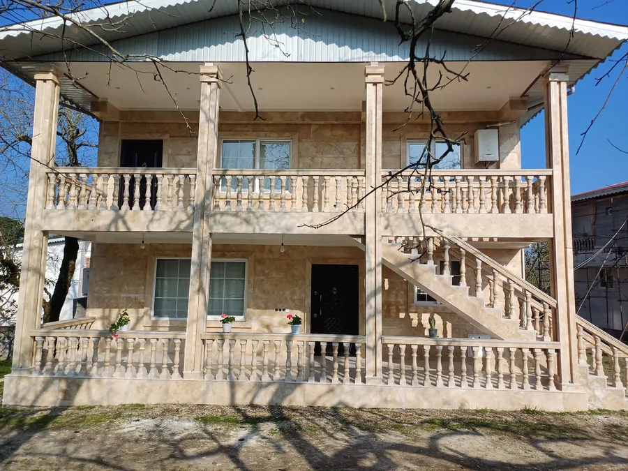 تصویر ۱ - ویلا کلاب بسیار سر سبز وتمیز در  پره‌سر