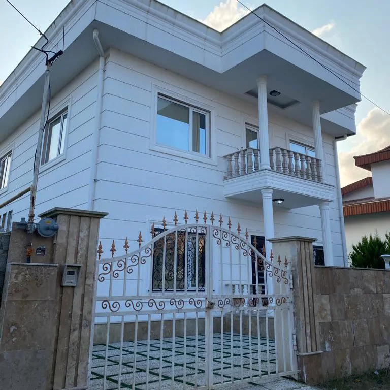 تصویر ۱ - ویلا طاووس در  سرخ رود
