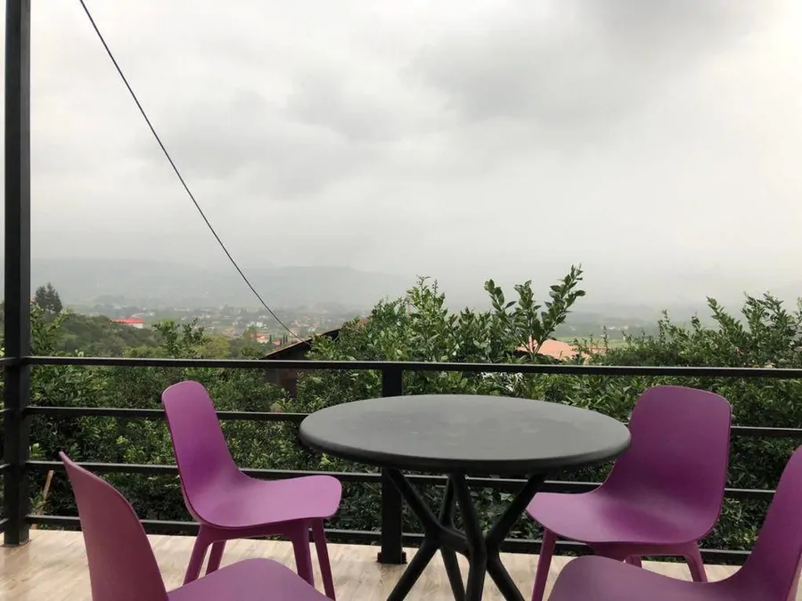 تصویر ۱ - کلبه لفور دیزاین شده با چوب در  سوادکوه