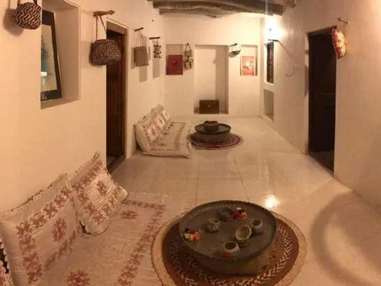 تصویر ۱ - اقامتگاه بومگردی نریمان(اتاق باران) در اوز