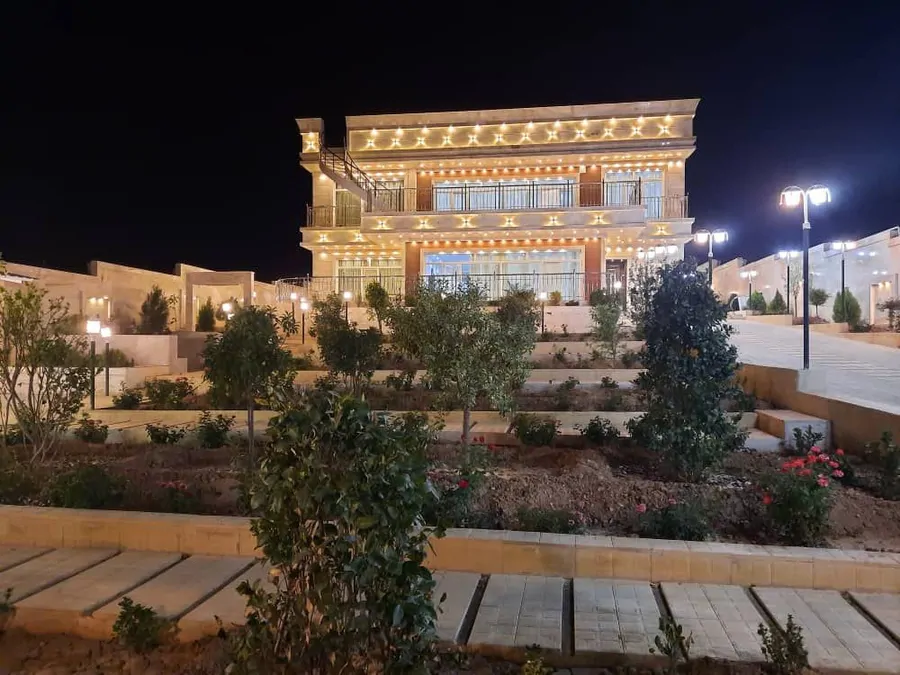 تصویر ۱ - ویلا ویلا لوکس استخروجکوزی دار شهری در  صدرا