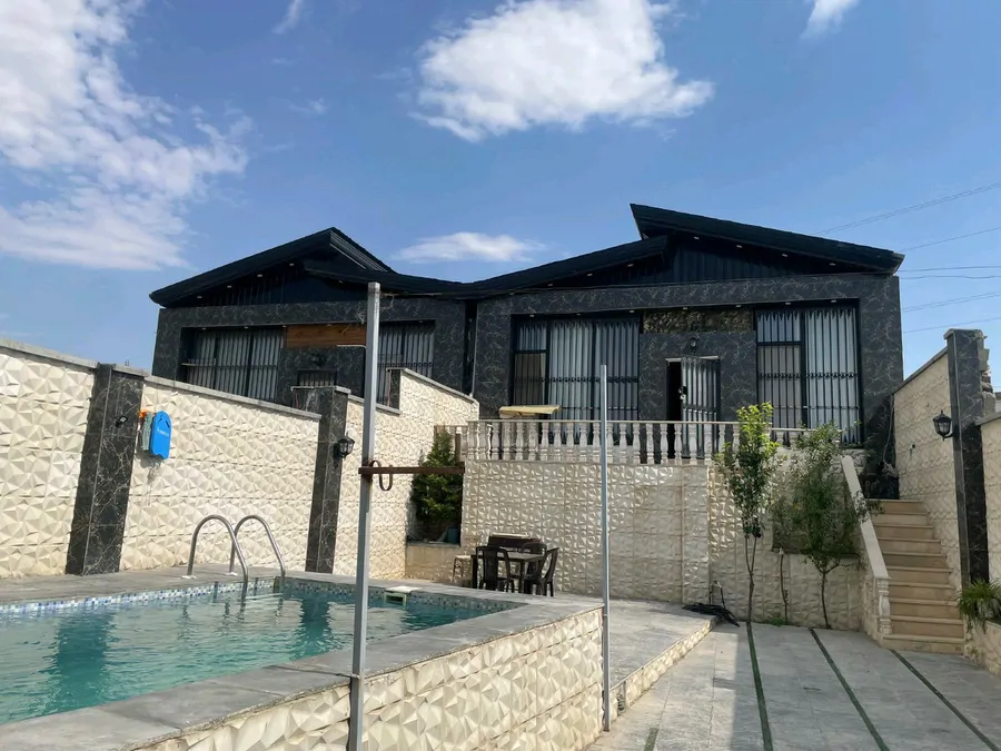 تصویر ۱ - ویلا استخردار آبگرم نگین طلایی با فوتبالدستی در رودهن