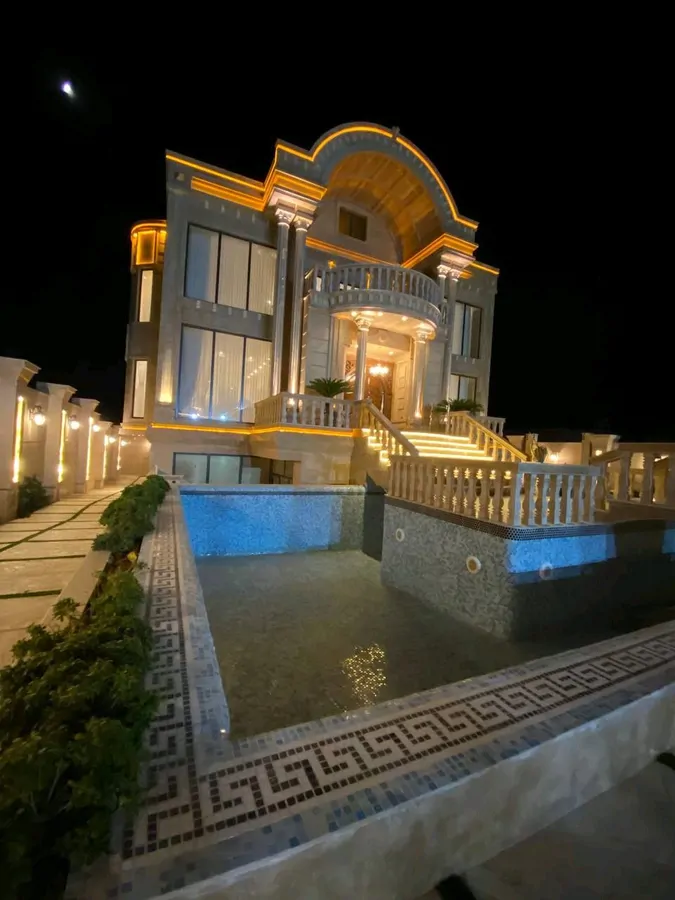 تصویر ۱ - ویلا عمارت تریپلکس زعفرانیه در چهارباغ