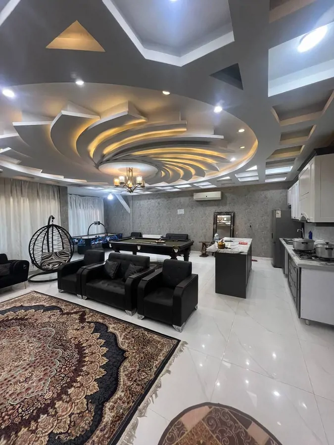 تصویر ۱ - ویلا باغ ویلا ۲۰۰ متر بنا ۳ خواب تمیز با استخر اب گرم و جکوزی در  ملارد 