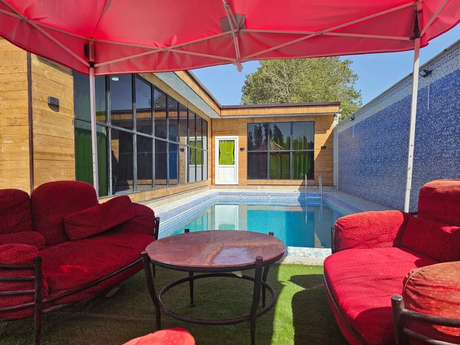 تصویر ۱ - ویلا استخردار آبگرم سیمرغ با بیلیارد و ایرهاکی در  چهارباغ