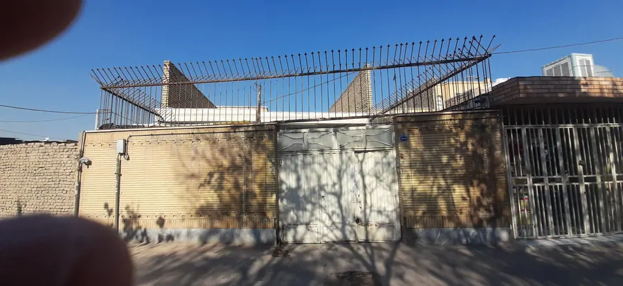 تصویر ۱ - خانه منزل ویلایی دربست . در  اصفهان