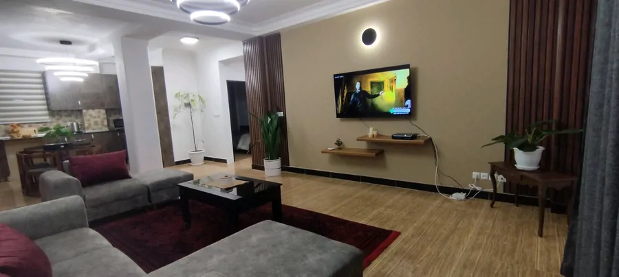تصویر ۱ - ویلا طبیعت زیبای گل گندم در شهسوار