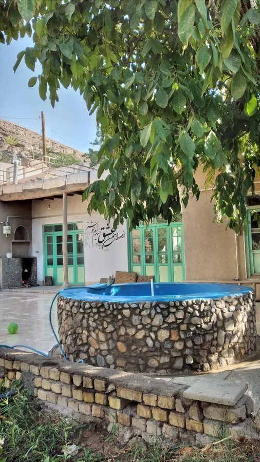 تصویر ۱ - روستایی و عشایری اقامتگاه روستایی مهاجر در  برزک