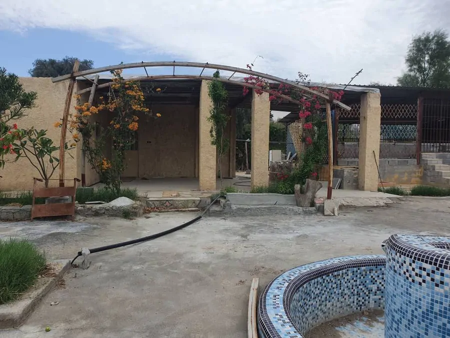 تصویر ۱ - خانه مبله باغ در  پارسیان