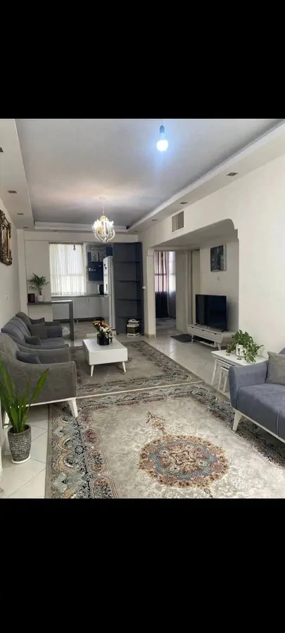 تصویر ۱ - آپارتمان محیطی ساکت و آرام  در  ملارد 