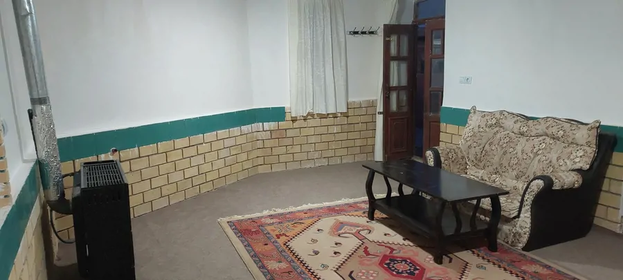 تصویر ۱ - اقامتگاه بوم‌گردی کاوه آهنگر (اتاق خان نشین) در  چادگان