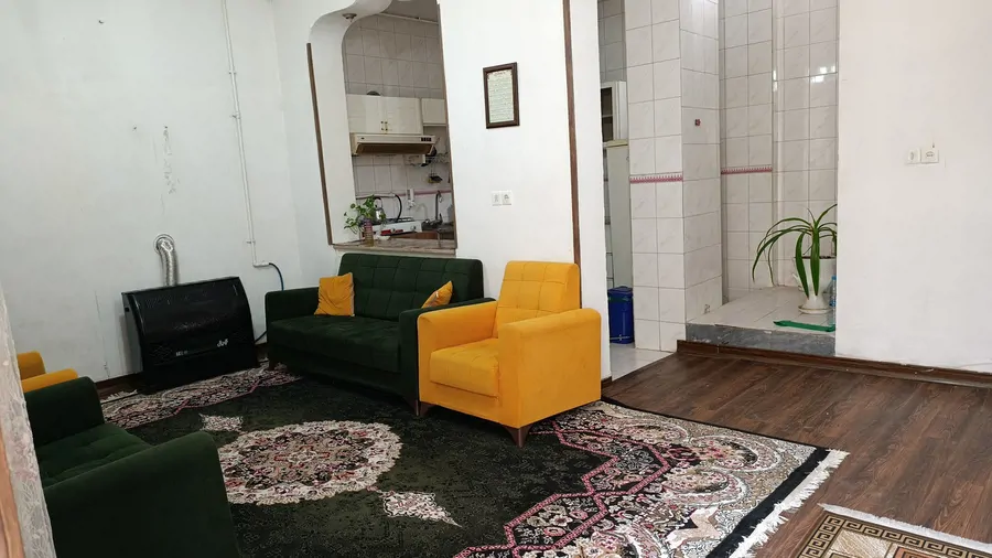 تصویر ۱ - خانه محیطی امن و ارام  در  شیراز