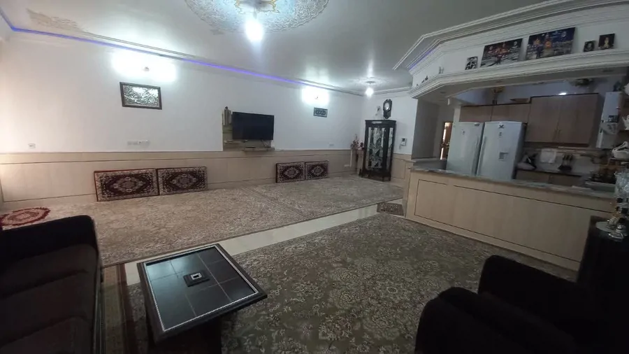 تصویر ۱ - خانه مبله باقی  در  کاشان