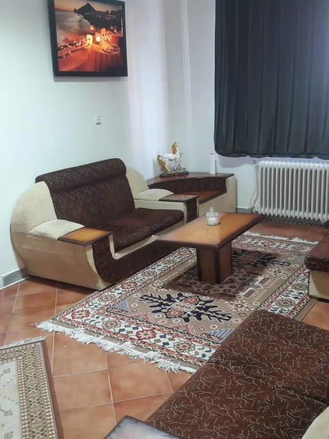 تصویر ۱ - آپارتمان مبله میدان پروین در  تهران