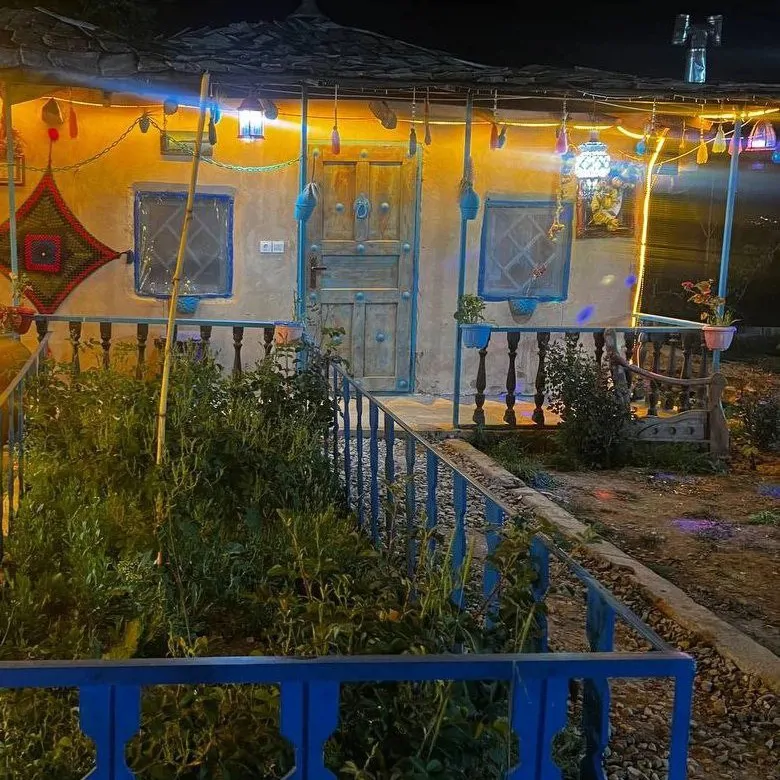 تصویر ۱ - اقامتگاه بوم‌گردی کلبه فلت لاله در  نوشهر