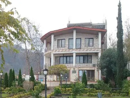 تصویر ۱ - ویلا استخردار ابگرم فاخته در  چابکسر