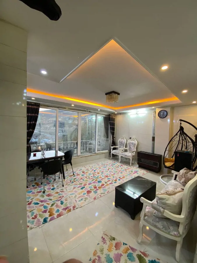 تصویر ۱ - ویلا ملکی با حوضچه آبدرمانی آبگرم در رینه