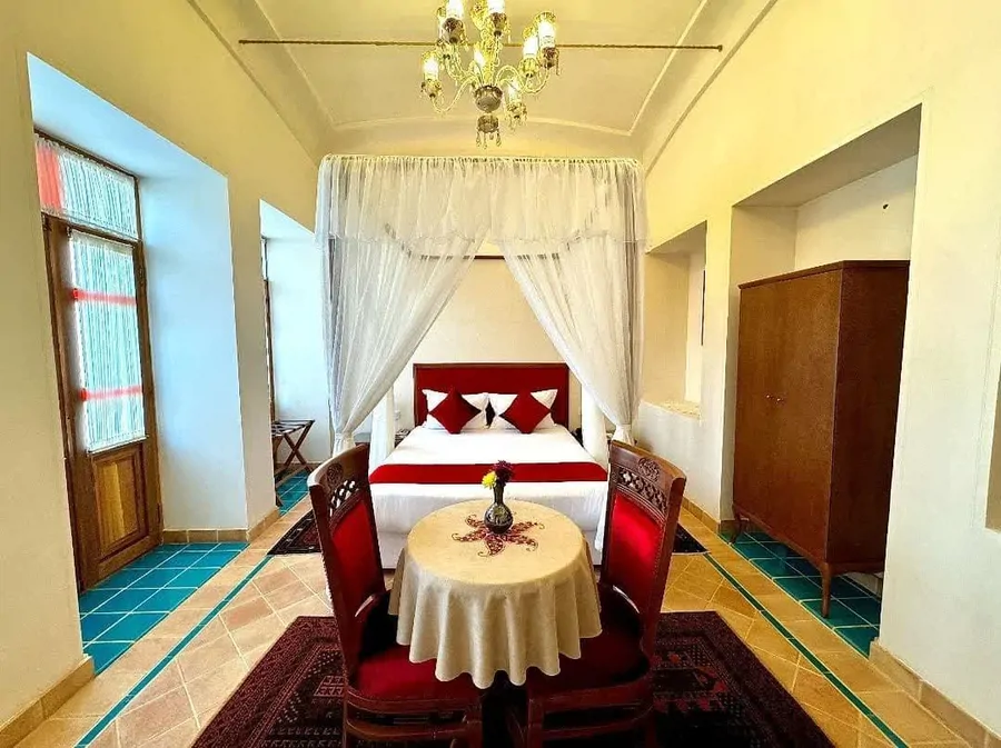 تصویر ۱ - هتل سنتی عمارت ماندگار(112 _ دابل پلاس) در  کاشان