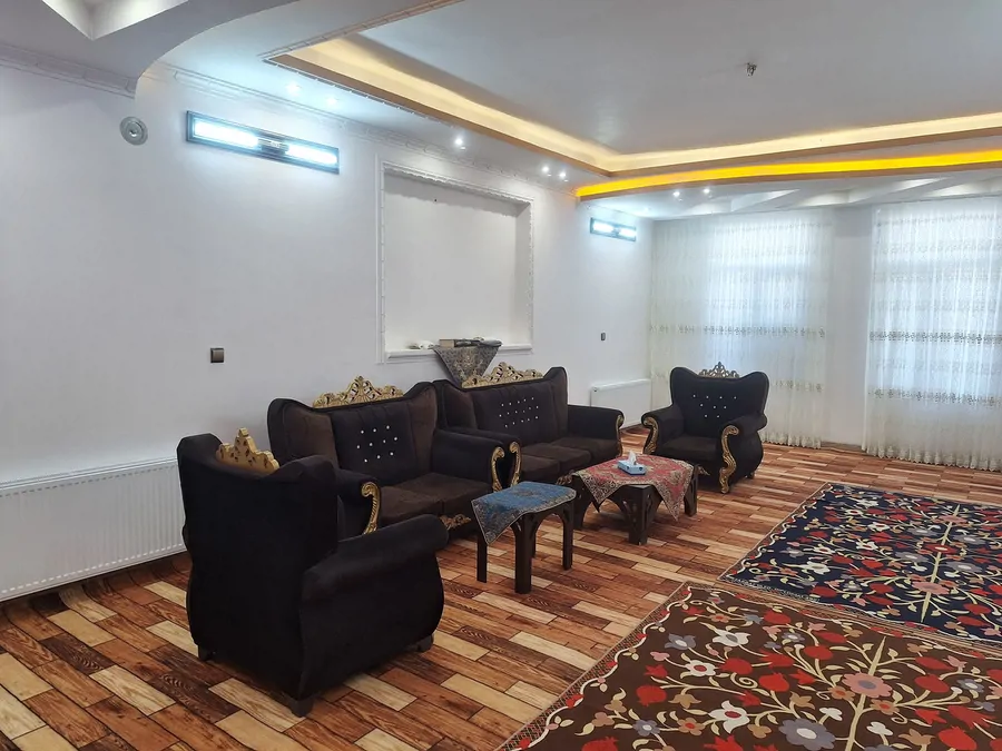 تصویر ۱ - خانه ویلایی جام جم در  یزد