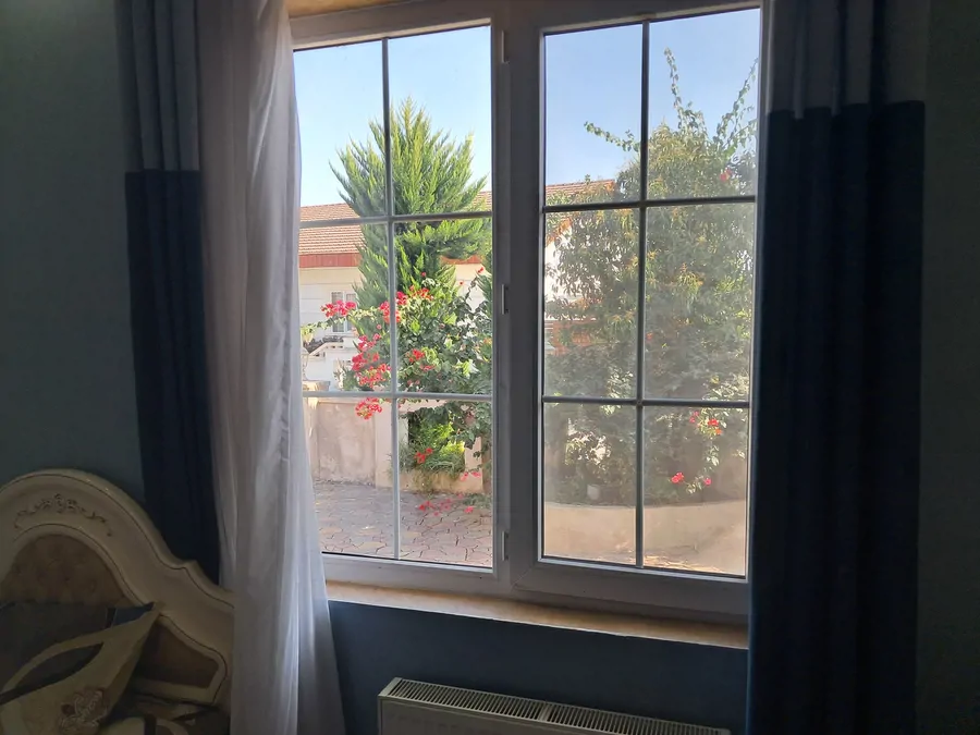 تصویر ۱ - ویلا شهرکی با استخر چهار فصل روباز در  زیبا کنار