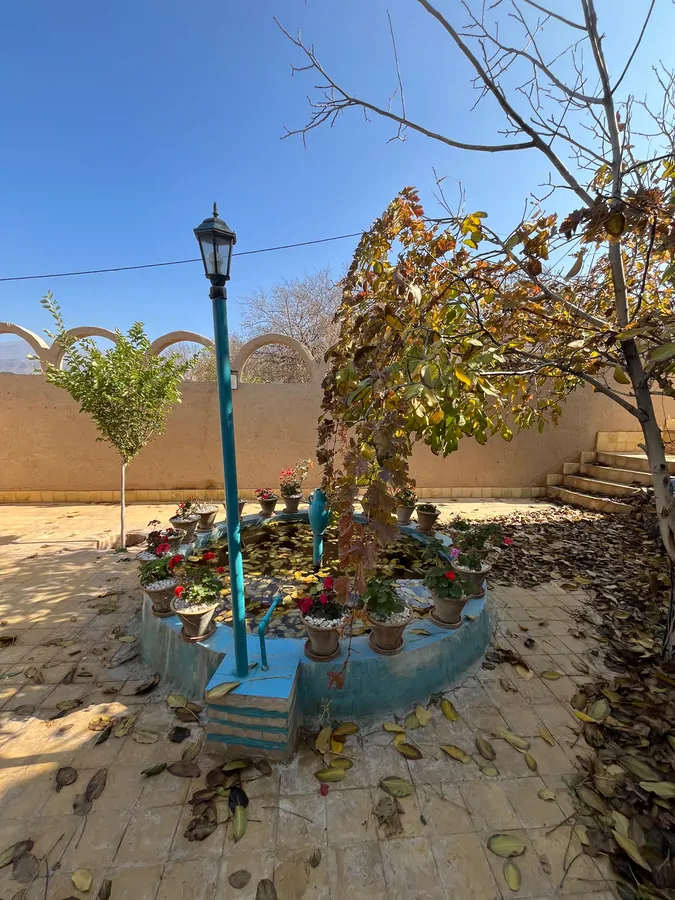 تصویر ۱ - اقامتگاه بوم‌گردی اقامتگاه سنتی شمعدونی برزک در  برزک