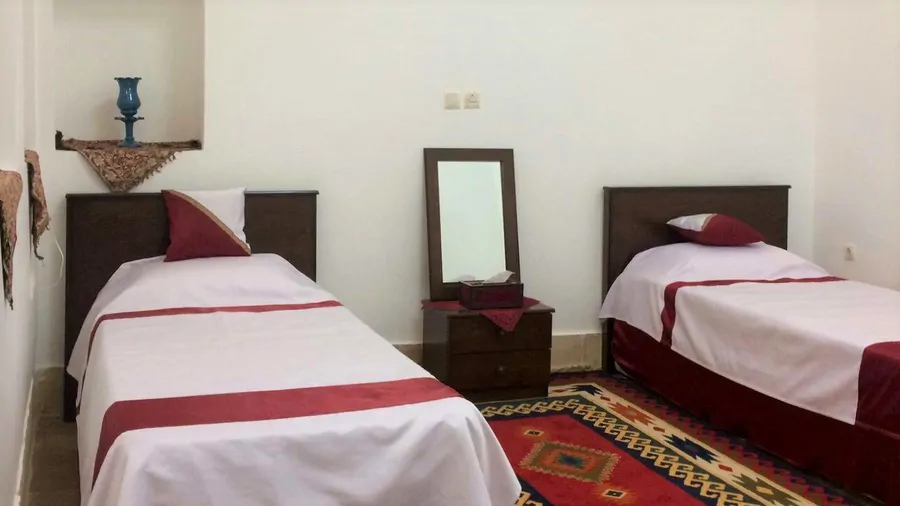 تصویر ۱ - هتل سنتی شعرباف (ارکیده ـ دو نفره) در  یزد