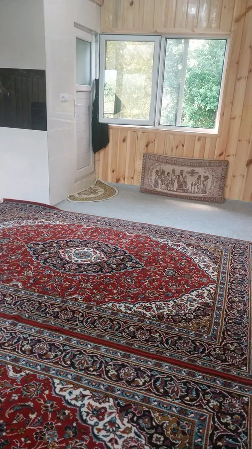 تصویر ۱ - کلبه اقامتگاه بسیار شیک وبا کلاس با ویو روبه جنگل در اسالم