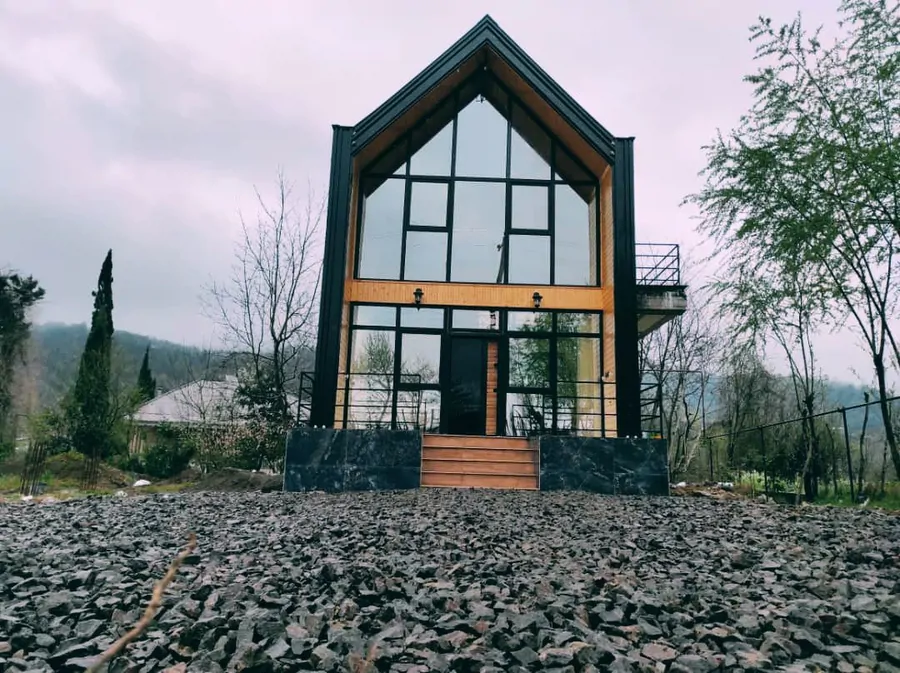 تصویر ۱ - کلبه سوئیسی افرا با جکوزی در  ماسال