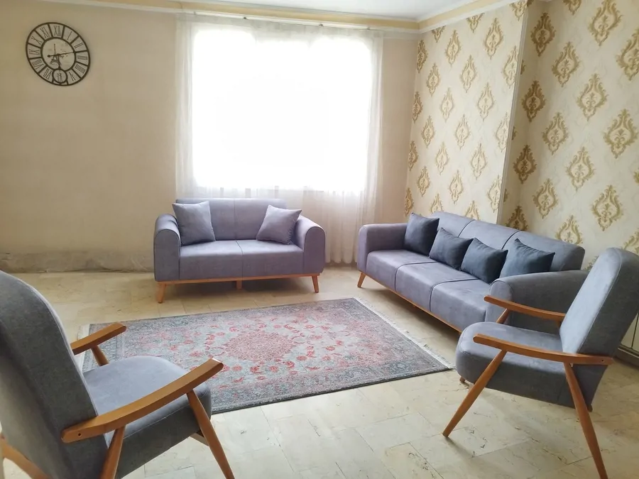 تصویر ۱ - آپارتمان مبله مهدیار در سیمون بولیوار در  تهران
