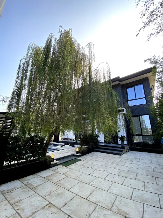 تصویر ۱ - ویلا استخردار آبگرم آوا در رامسر