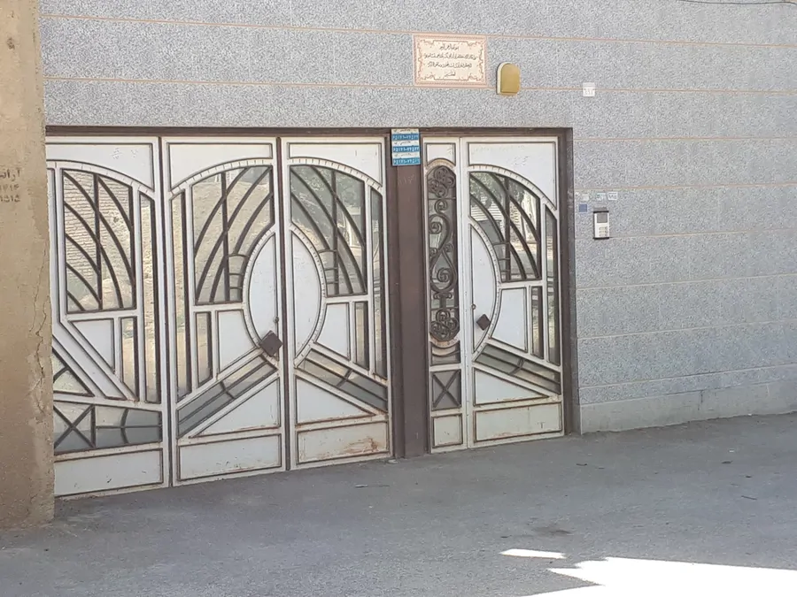 تصویر ۱ - آپارتمان دو خواب بزرگ  تمیز و مرتب در  همدان