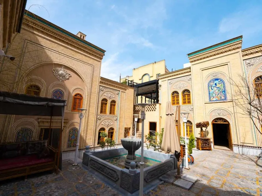 تصویر ۱ - هتل سنتی آبمیرزا(تخت دو نفره) در  مشهد