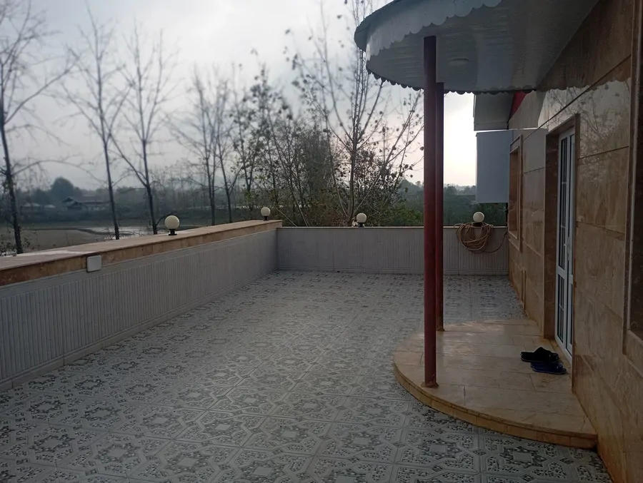 تصویر ۱ - آپارتمان پنتهاوس و بام، با ویوی استخر ماهی و رودخانه و طبیعت بکر و زیبا  در  رشت