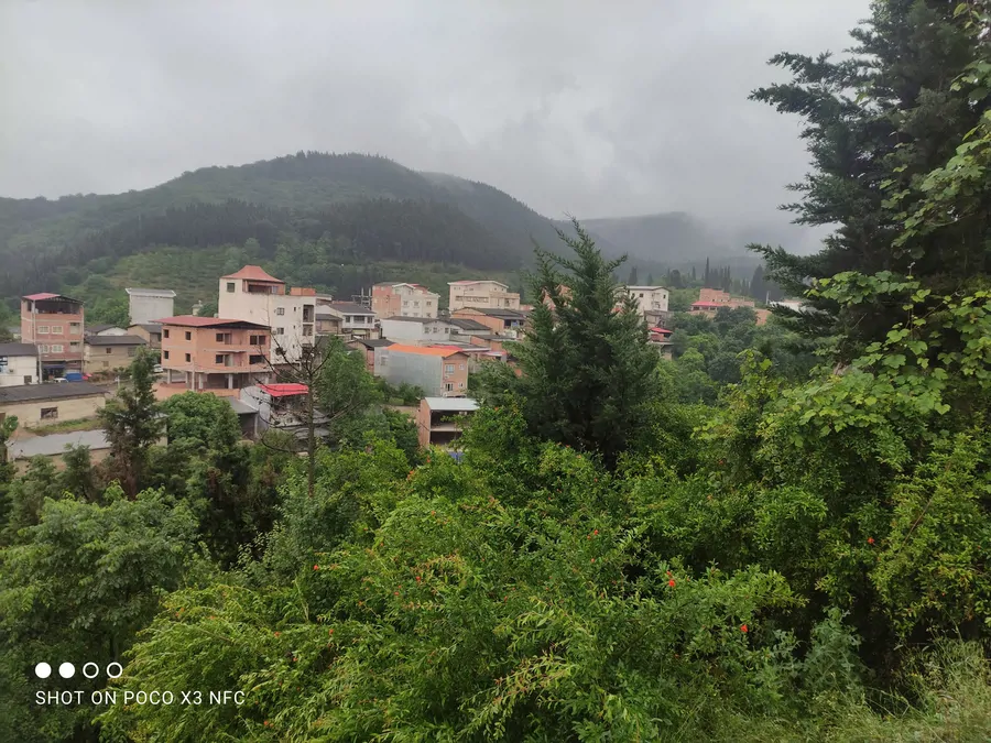 تصویر ۱ - ویلا منطقه ای دیدنی تفریحی وصل به رودخانه  در  بهشهر