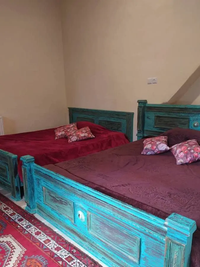 تصویر ۱ - هتل سنتی آنام اتاق ۵ (اتاق 4 تخته) در  زنجان