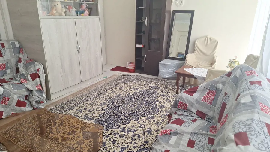 تصویر ۱ - خانه سوییت۲۰ متری مبله در طبقه اول  با حمام وتوالت مشترک در طبقه همکف بدون اشپزخانه در  تهران