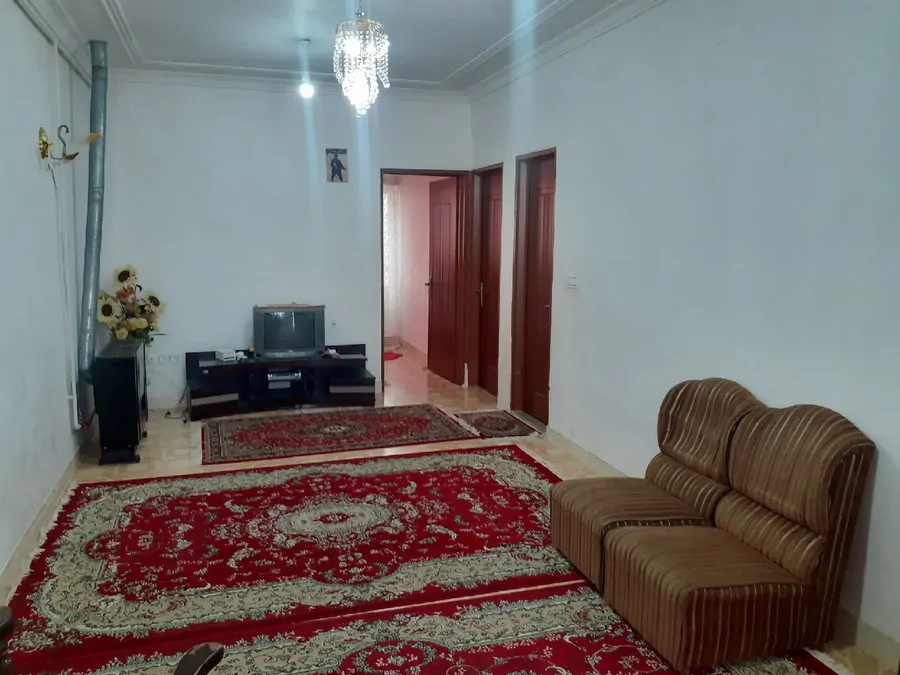 تصویر ۱ - خانه مبله نظری هشت در  رشت