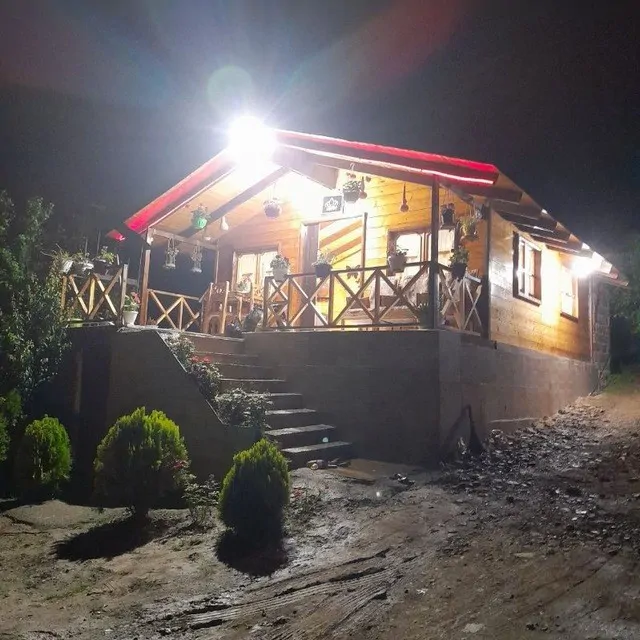 تصویر ۱ - کلبه وارش در  شیرگاه