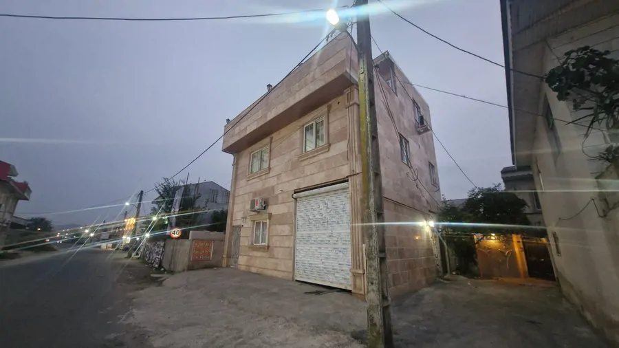 تصویر ۱ - خانه علیرضا در رشت