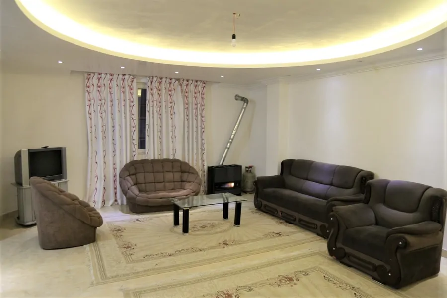 تصویر ۱ - آپارتمان عرب (طبقه سوم) در  زیارت