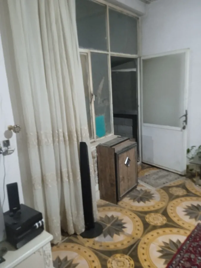 تصویر ۱ - ویلا لاکچری. با حیاط خوب   زیر بنای بزرگ  در  پاکدشت