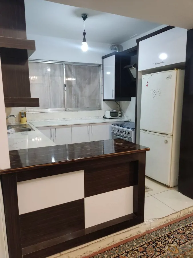 تصویر ۱ - آپارتمان آپارتمان همکف دوخوابه نزدیک حرم میدان بسیج  در  مشهد