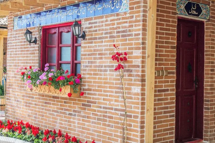 تصویر ۱ - اقامتگاه بوم‌گردی ماه سو(اتاق سعدی) در  انزلی